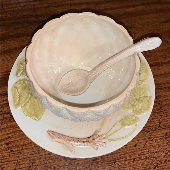 Fruit themed sugar bowl with lid and spoon - Picture 2 of 11